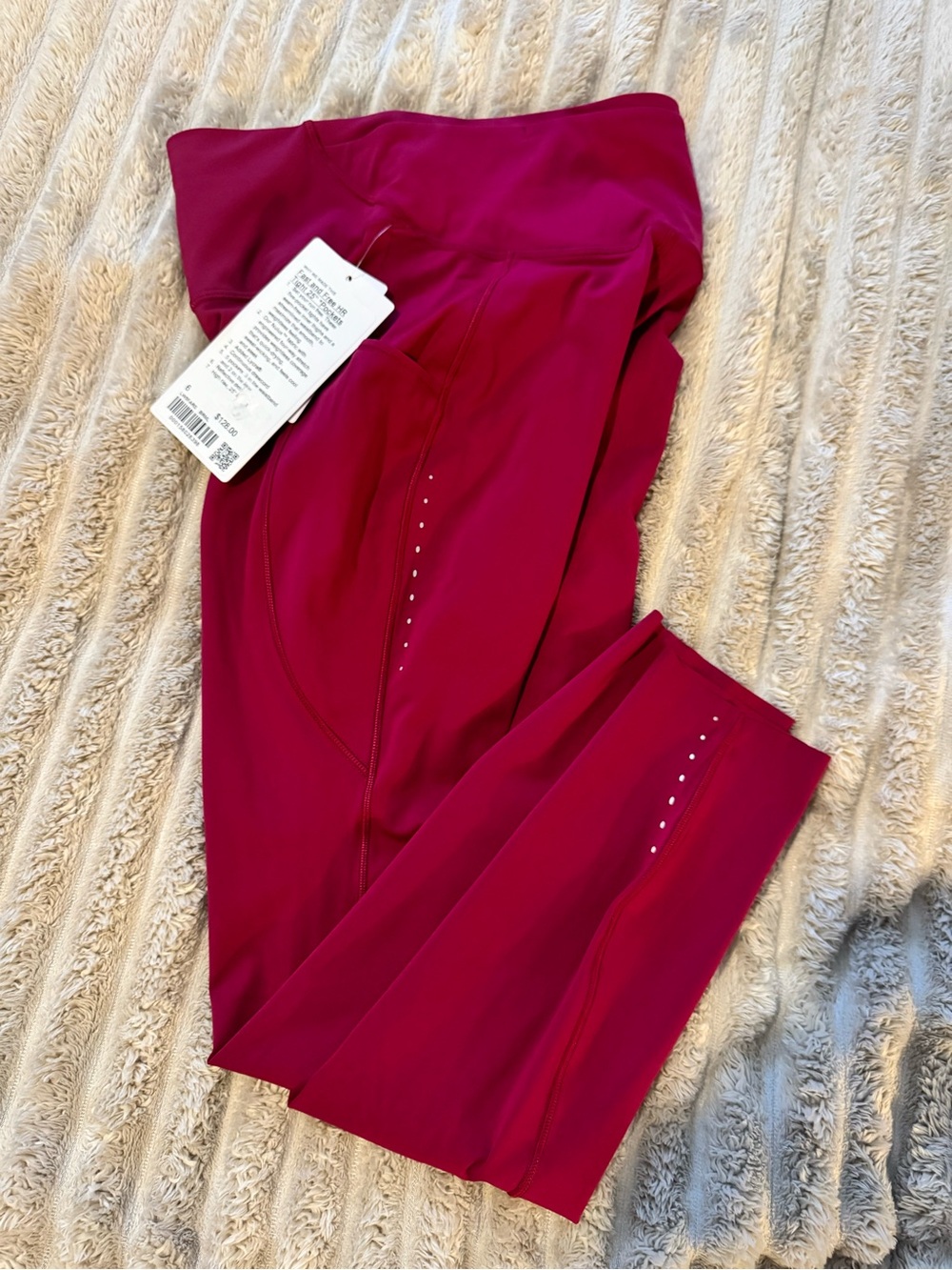 NWT lululemon athletica Raspberry Fast and Free HR Leggings 25” *pockets - Picture 7 of 7